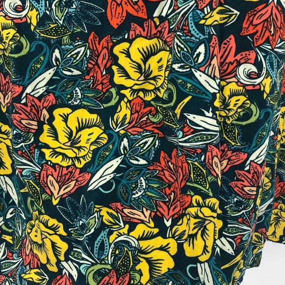 LuLaRoe Amy top Hawaii vibe yellow green red light weight oversized boxy - Picture 5 of 5